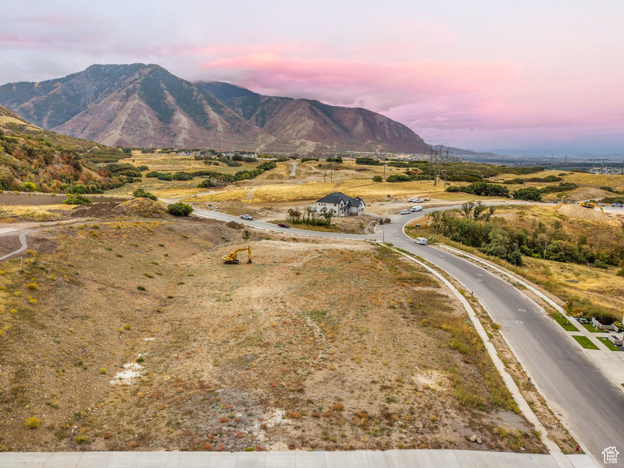 HIDDEN HOLLOW - Land