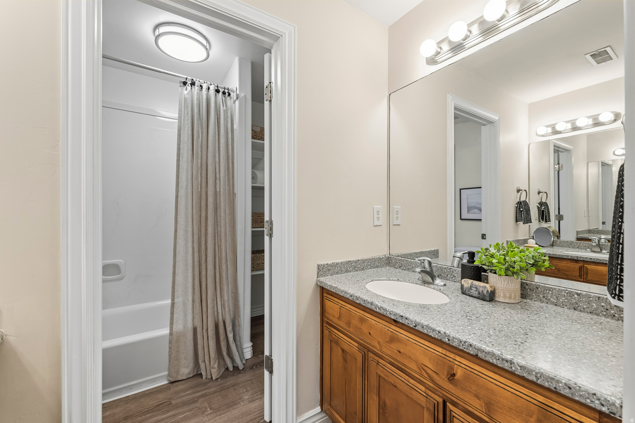 JACOBS RANCH - Residential