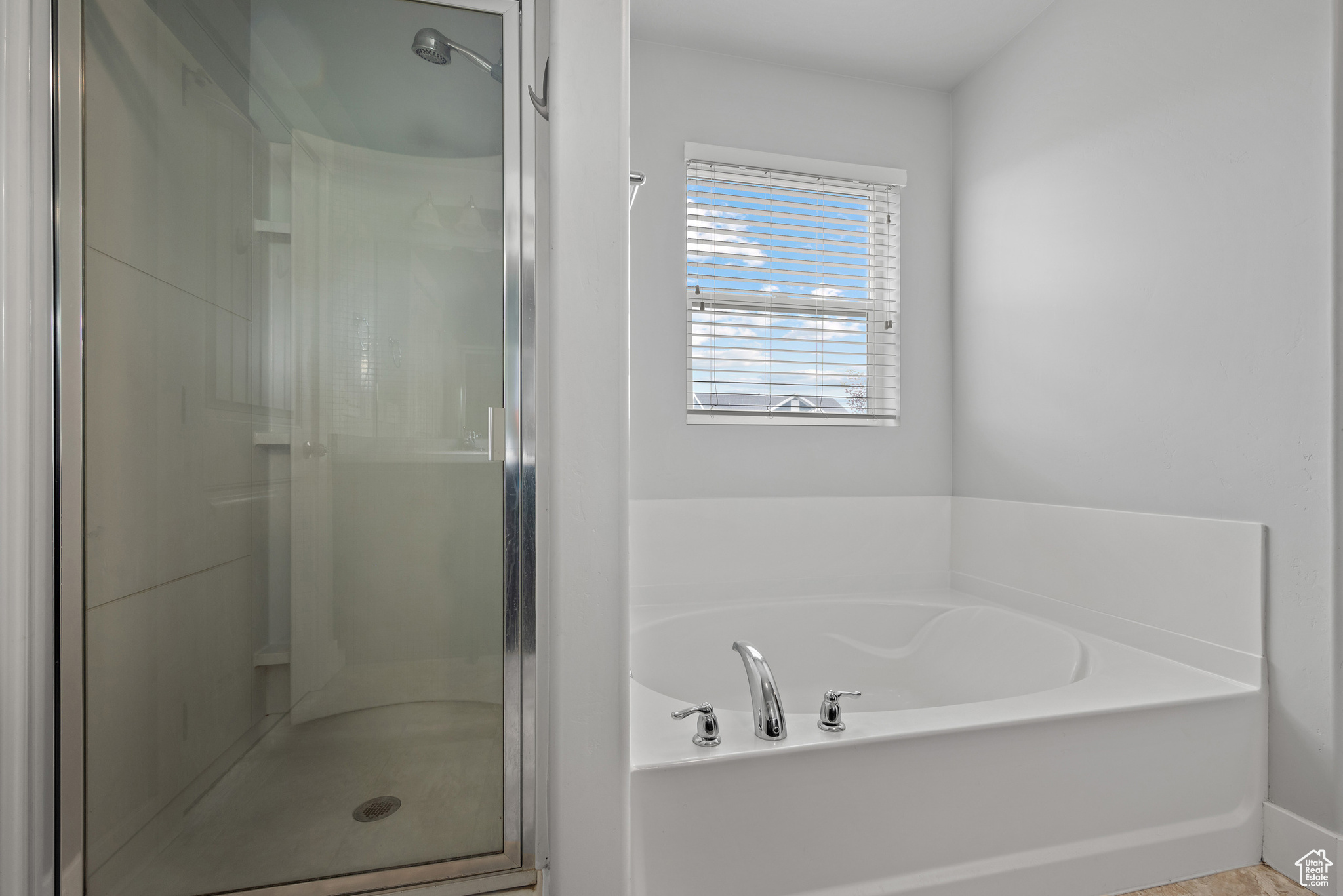 SILVER LAKE - Residential