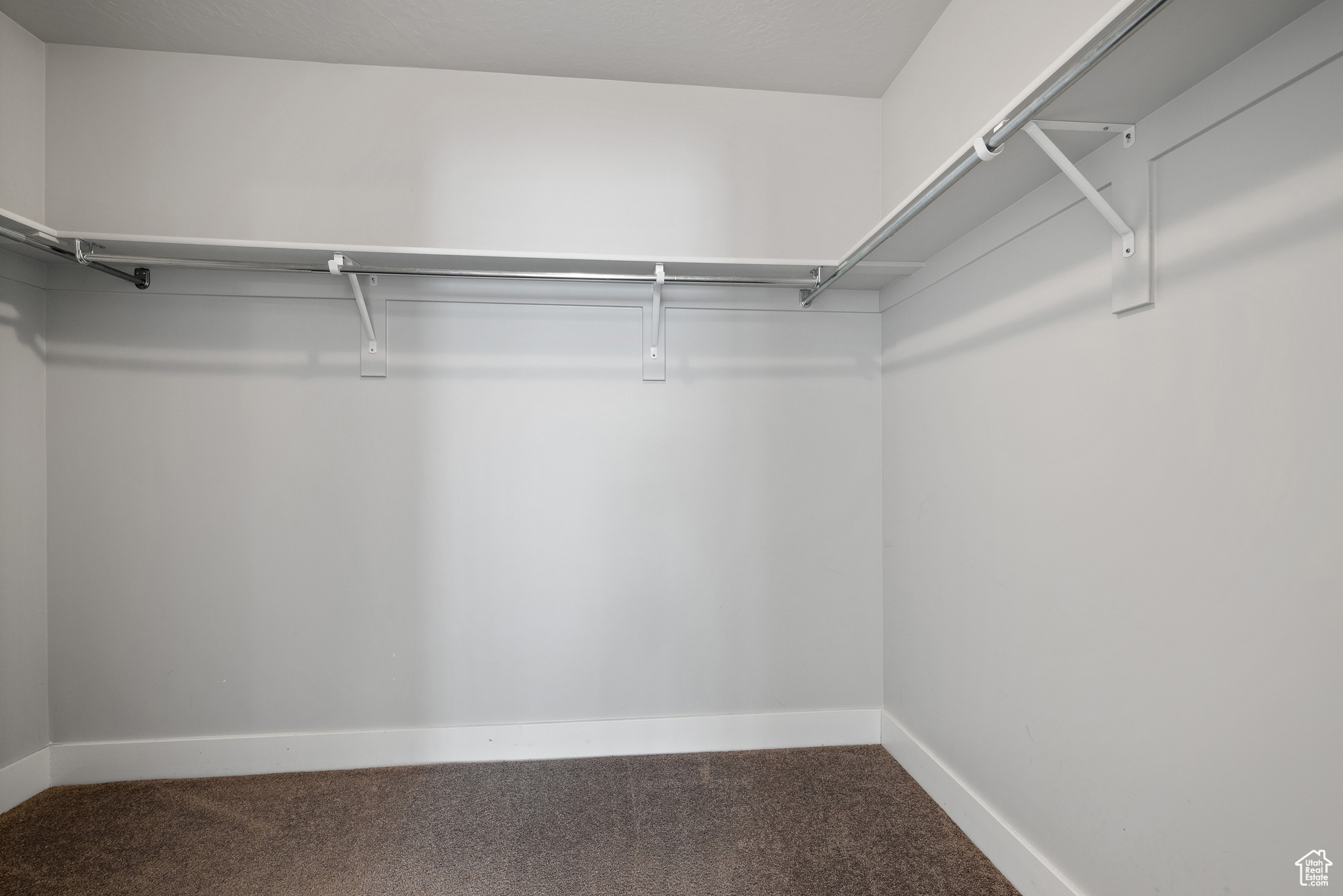 SILVER LAKE - Residential