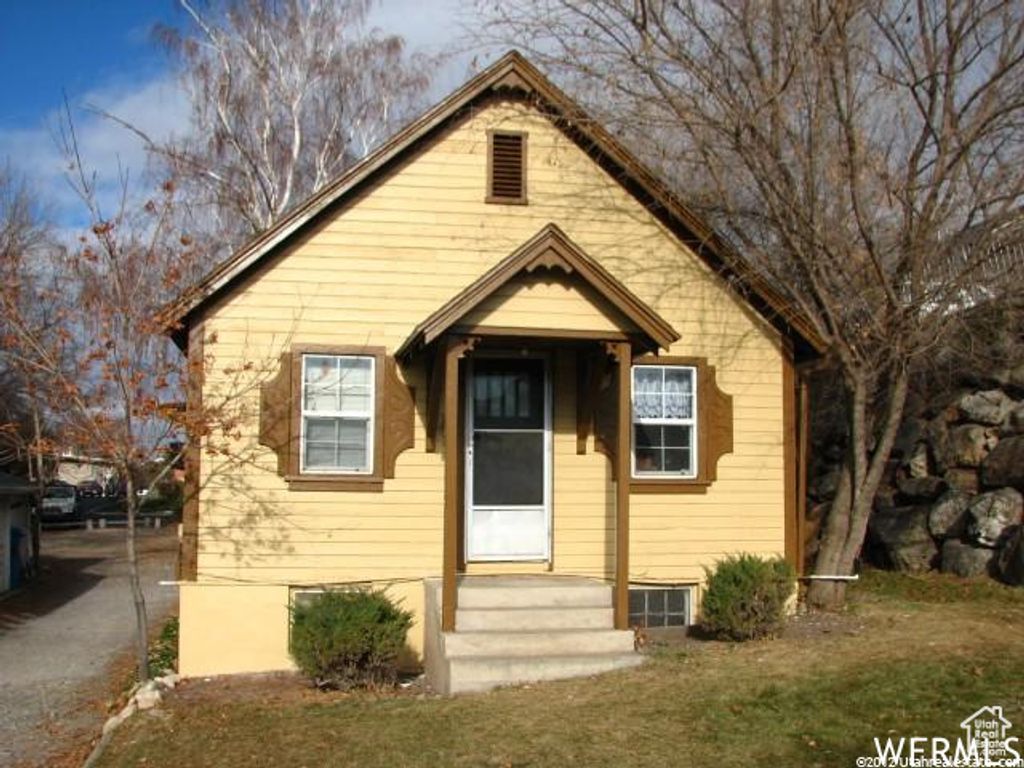 Photo of 661 E 600 N, Logan, UT 84321 (MLS # 1991312)