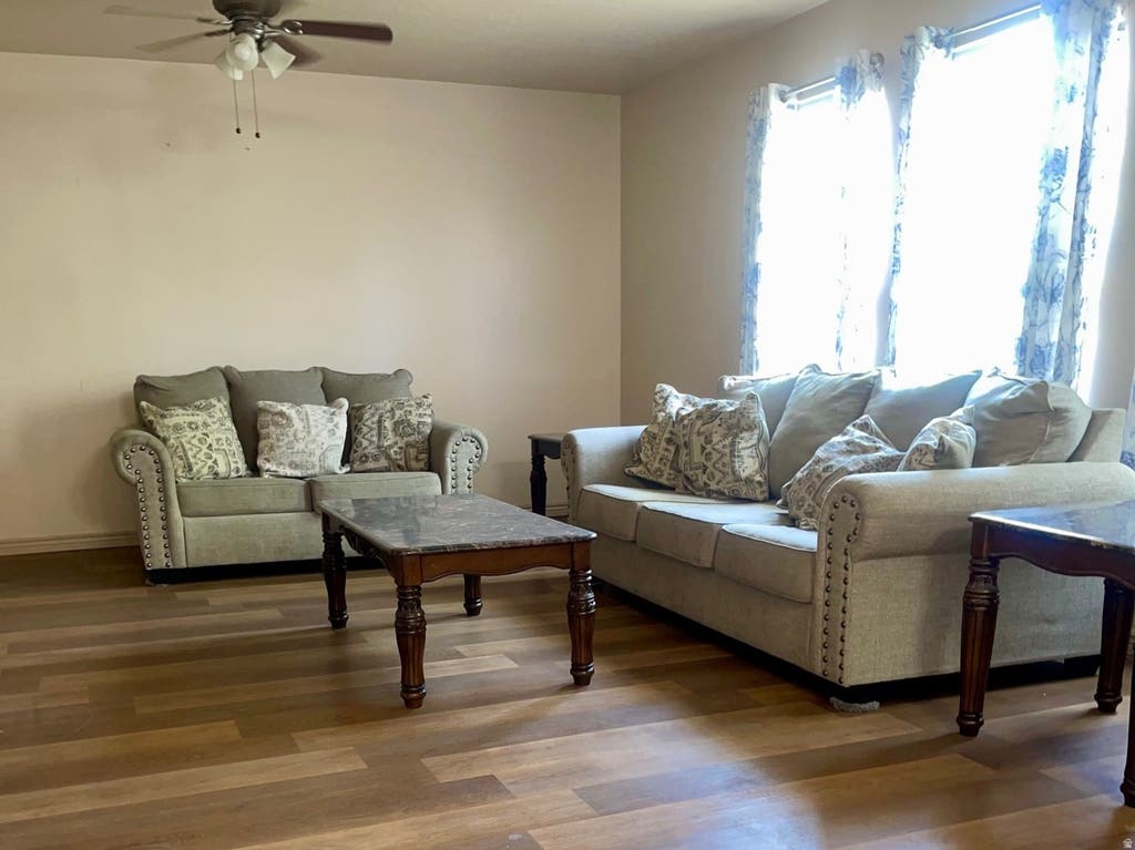 Photo of 965 N 620 E, Tooele, UT 84074 (MLS # 2176661)
