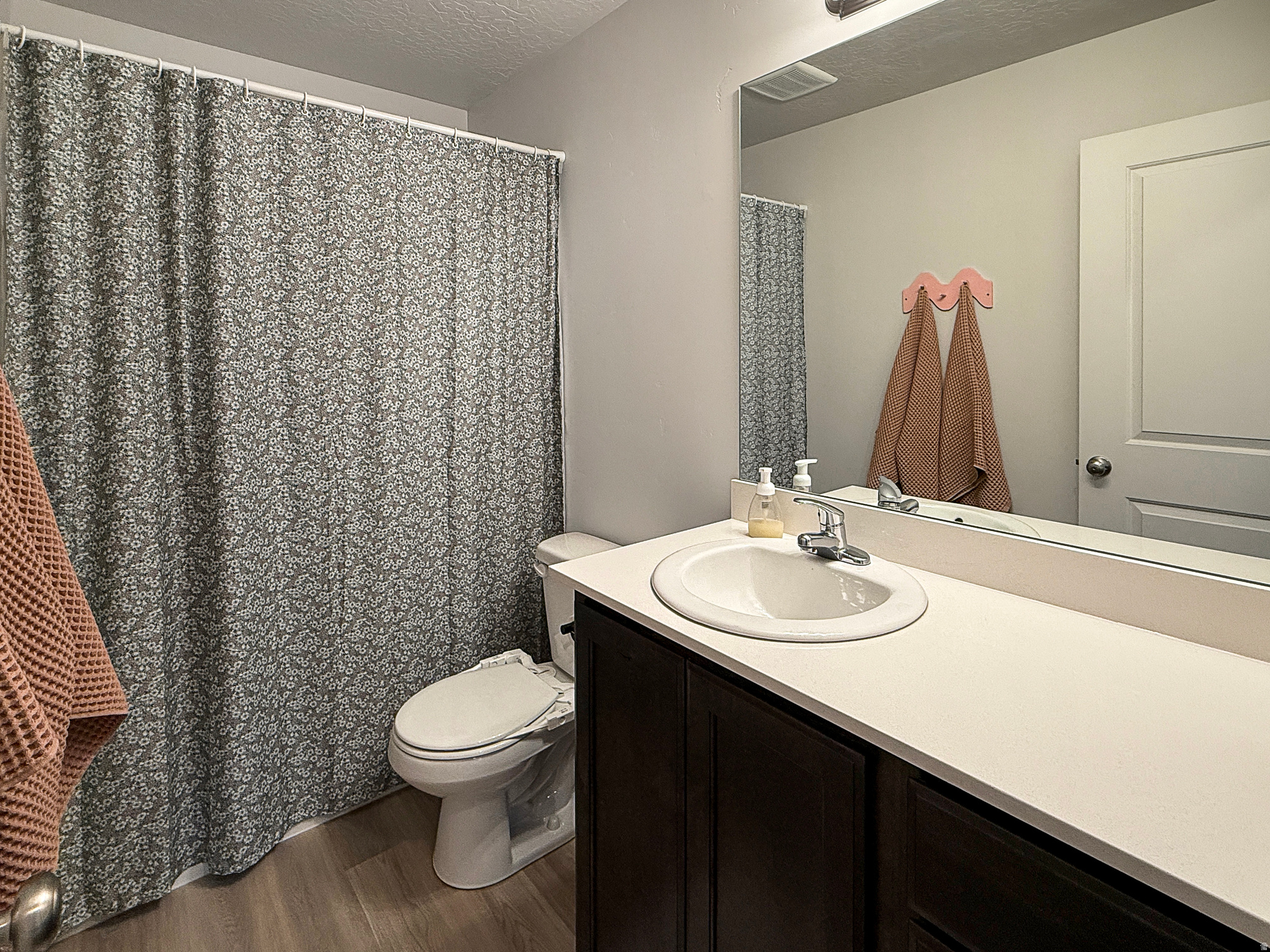 MAPLETON VILLAGE - Residential