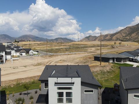 Tiny photo for 3713 S WHITE ASH DR, Mapleton, UT 84664 (MLS # 2120196)