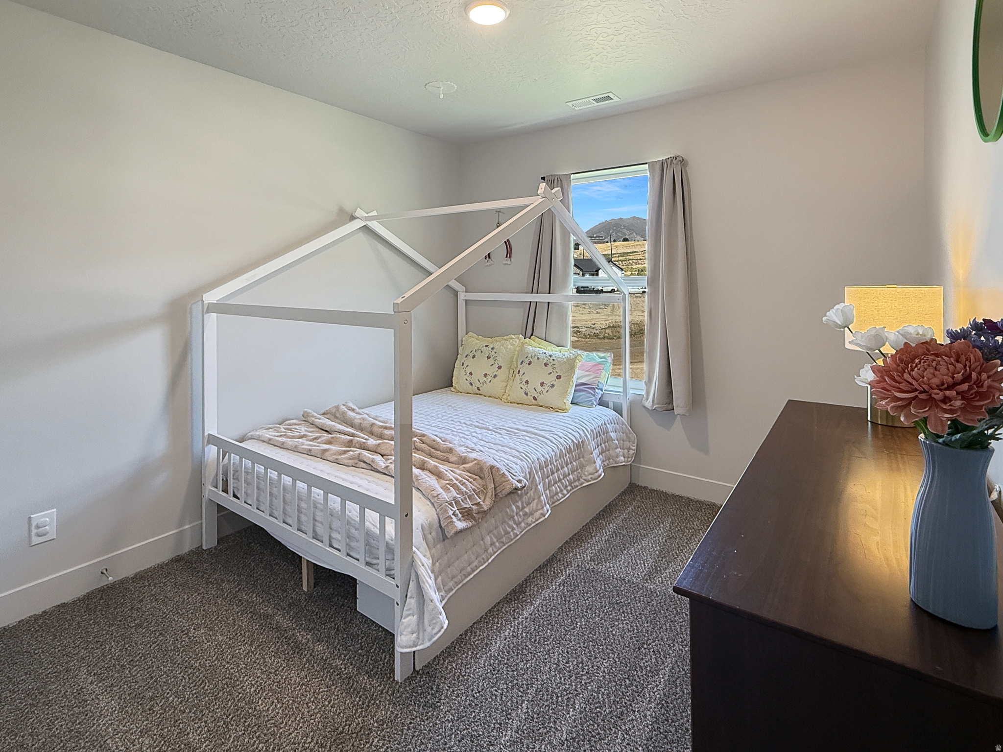 MAPLETON VILLAGE - Residential