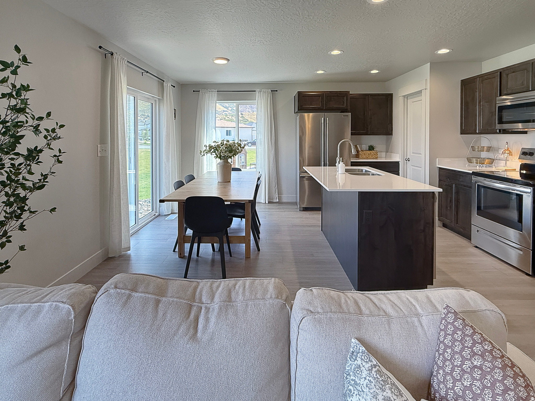 MAPLETON VILLAGE - Residential