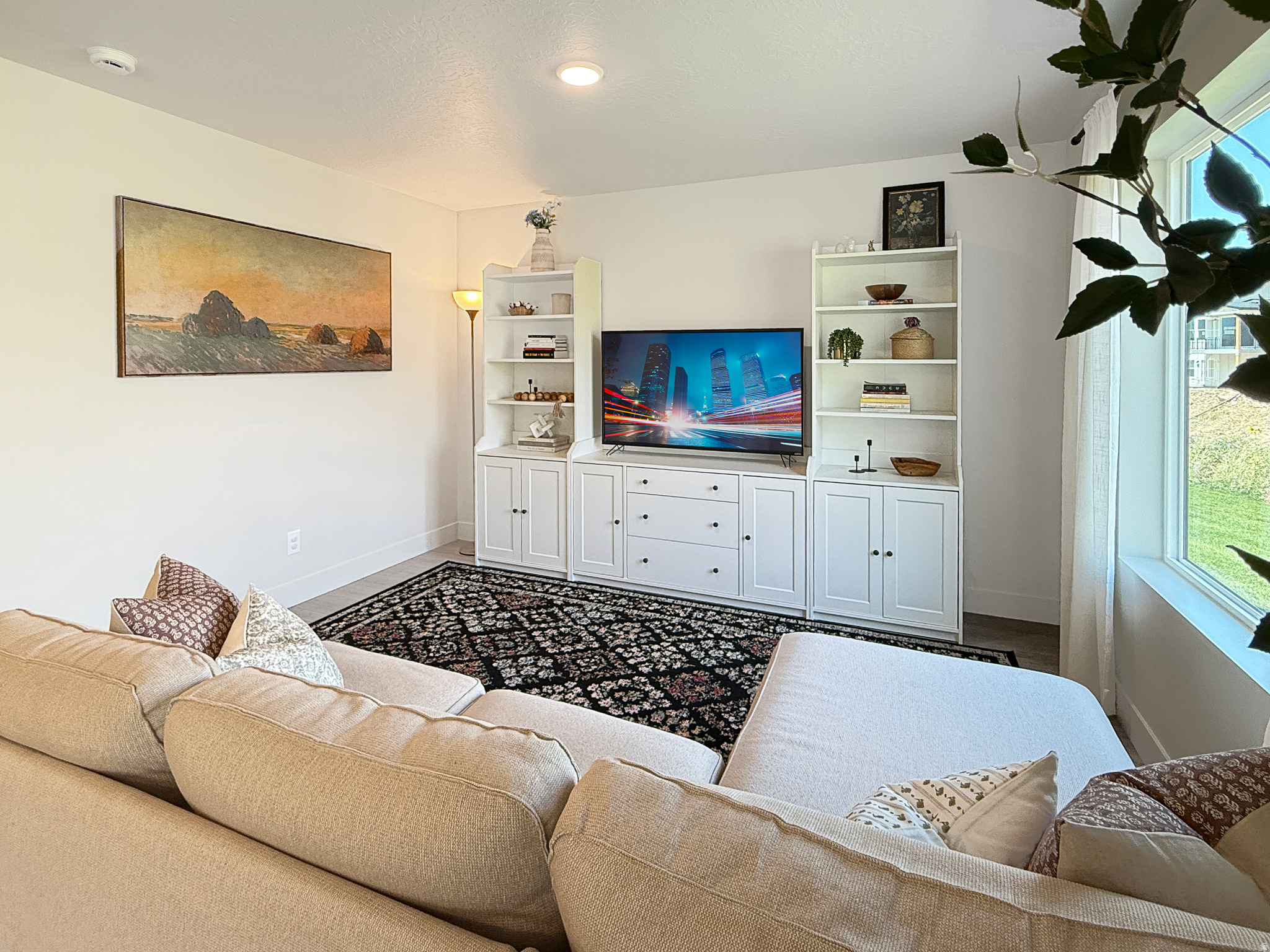 MAPLETON VILLAGE - Residential