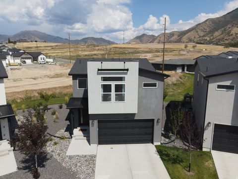 Tiny photo for 3713 S WHITE ASH DR, Mapleton, UT 84664 (MLS # 2120196)