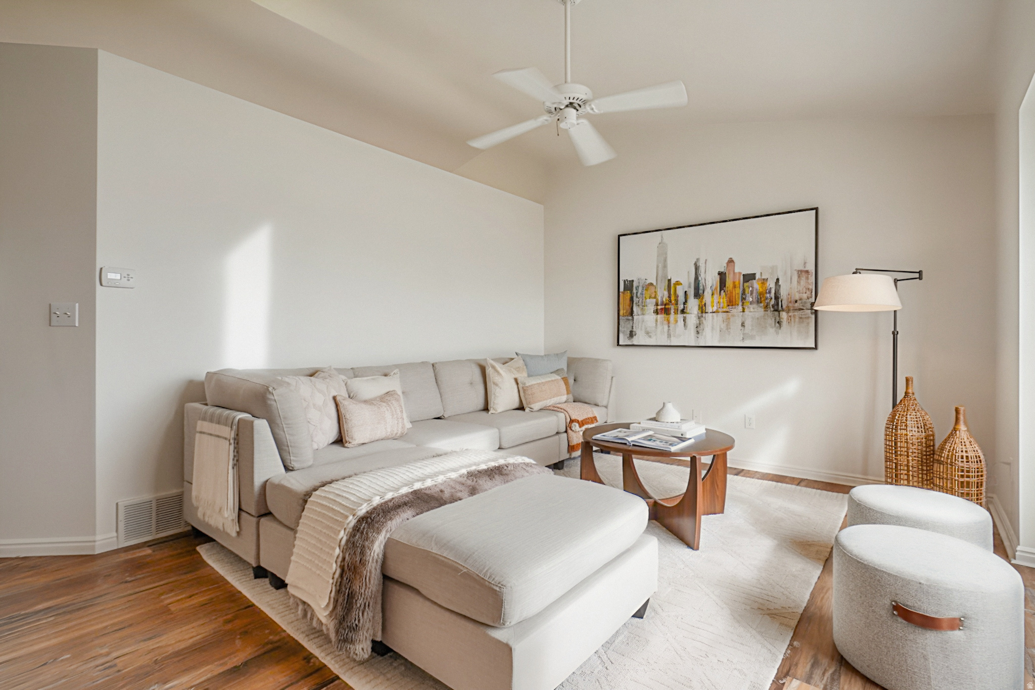 WOODMERE ESTATES 01 - Residential