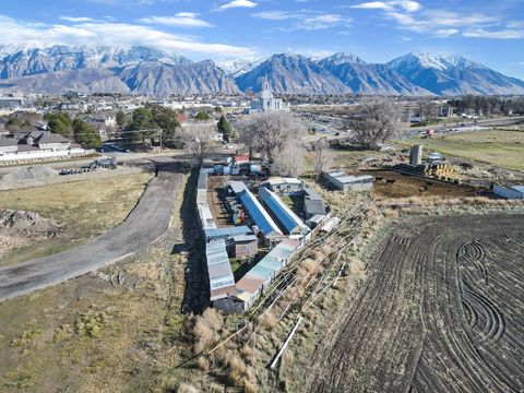Photo of 1412 S GENEVA RD, Orem, UT 84058 (MLS # 2136213)