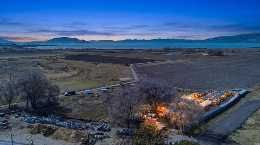 This Buildable Residential lot is located in a prime area just 3 min. from I15 and across the street from the New Temple. Build your home and bring your animal. Zones Single Family / Agricultural.