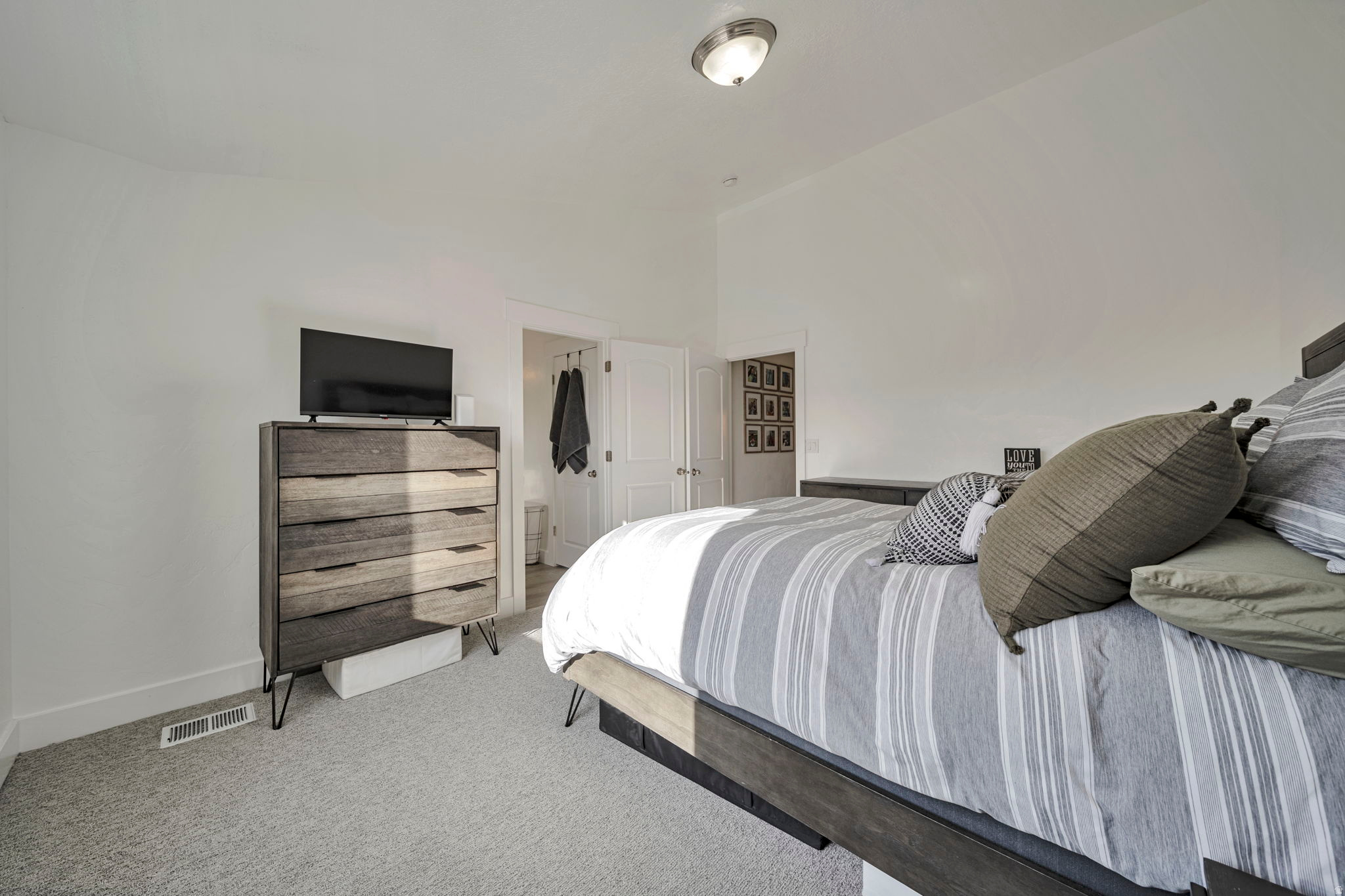 AUBURN FIELDS TOWNHOMES AMD - Residential