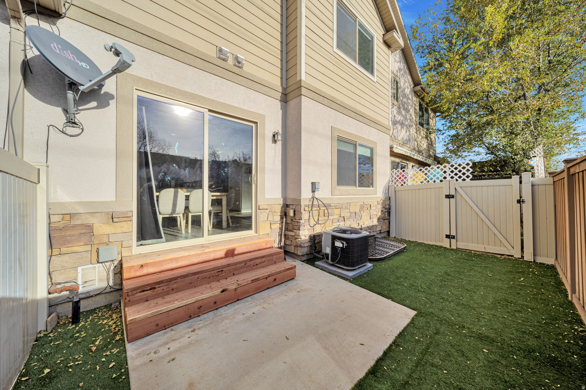 AUBURN FIELDS TOWNHOMES AMD - Residential