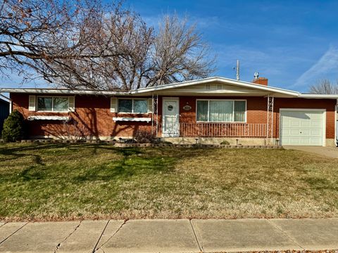 Photo of 1826 W 2350 S, Syracuse, UT 84075 (MLS # 2131846)