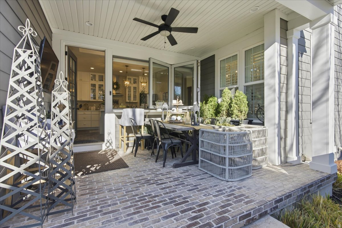 DAYBREAK - Residential