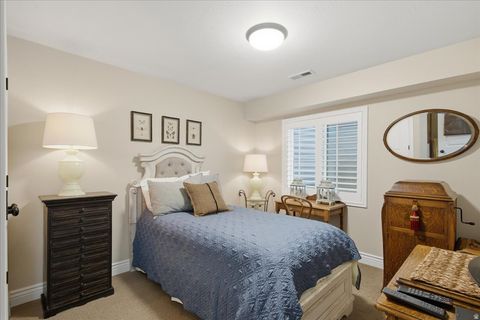 Tiny photo for 10462 S ABBOT WAY W, South Jordan, UT 84009 (MLS # 2126671)