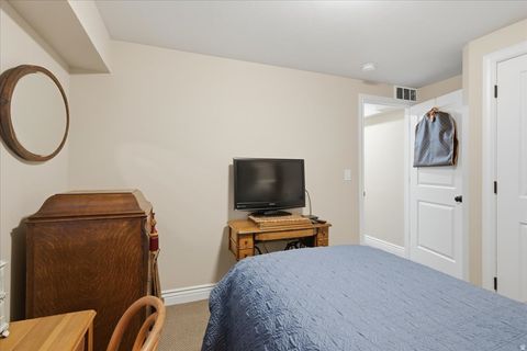 Tiny photo for 10462 S ABBOT WAY W, South Jordan, UT 84009 (MLS # 2126671)
