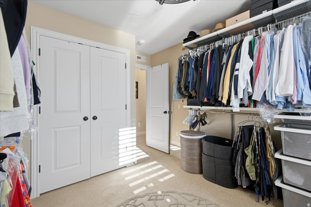 DAYBREAK - Residential