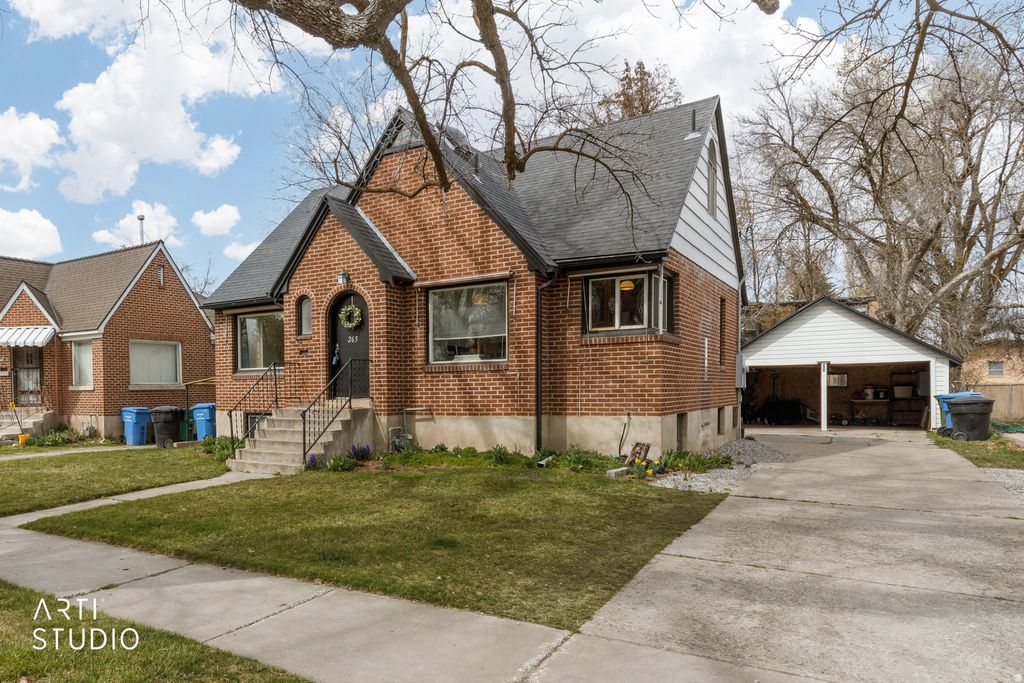 Photo of 265 W 200 N, Logan, UT 84321 (MLS # 2145891)