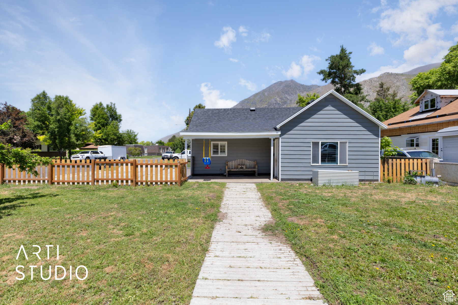 697 E Center St, Springville, Utah image 1