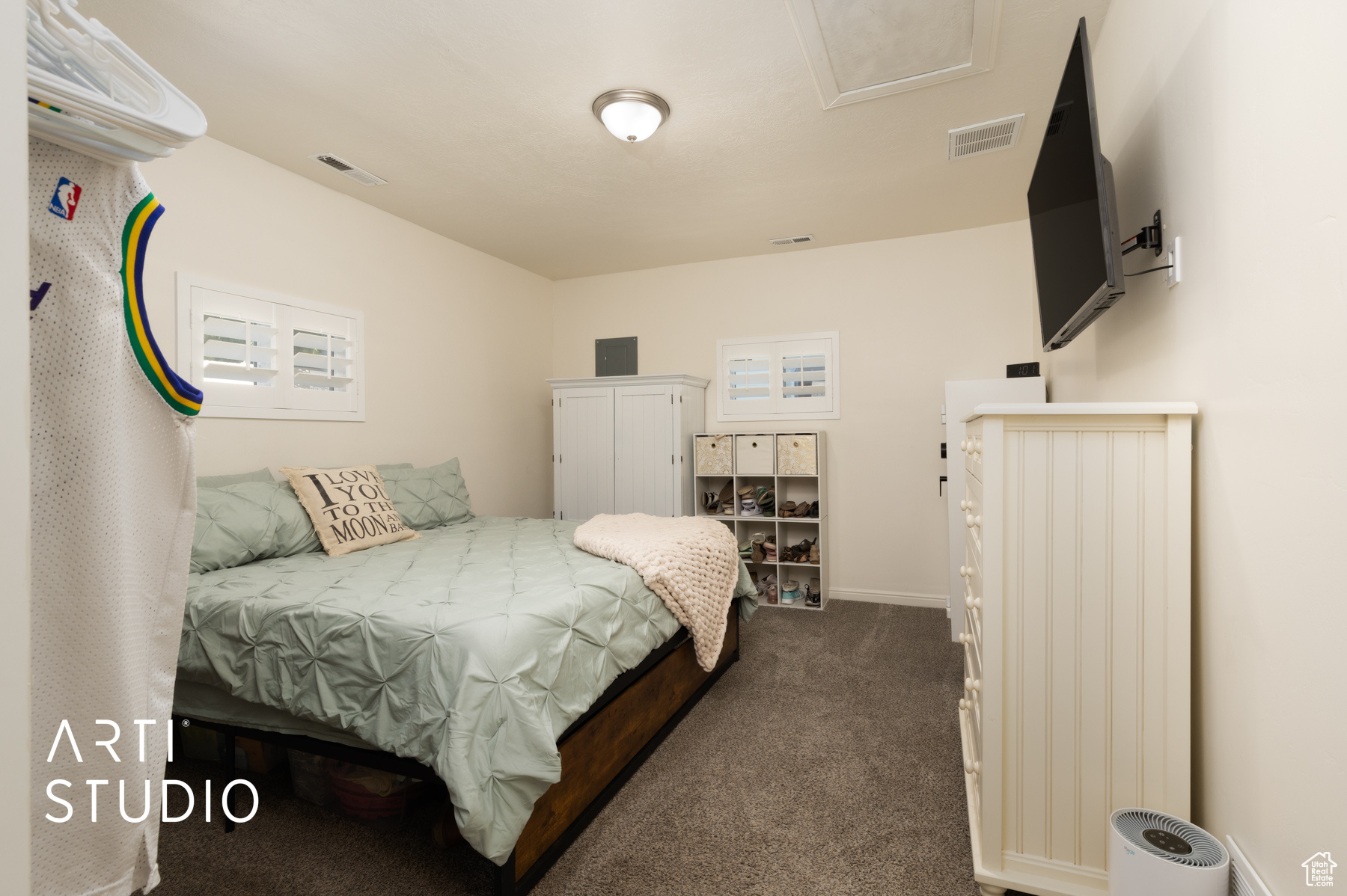 697 E Center St, Springville, Utah image 8