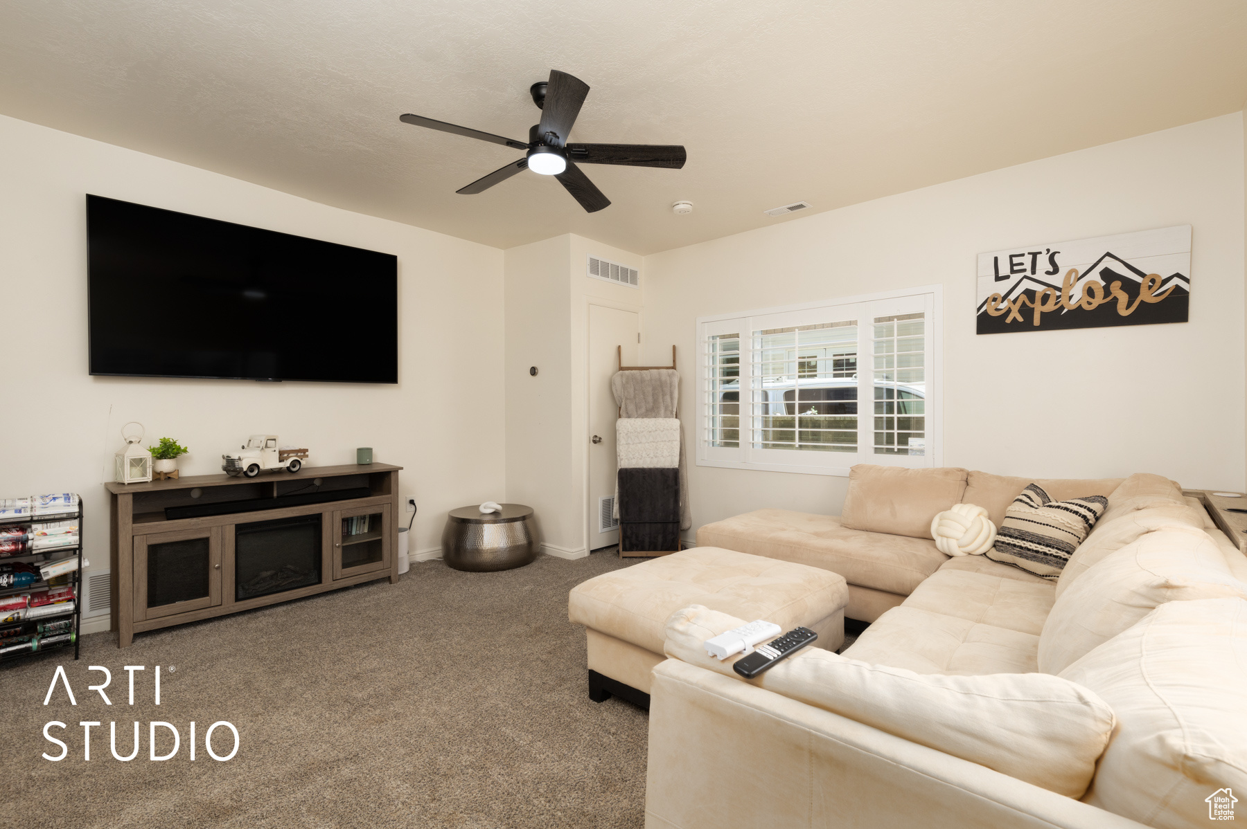 697 E Center St, Springville, Utah image 4