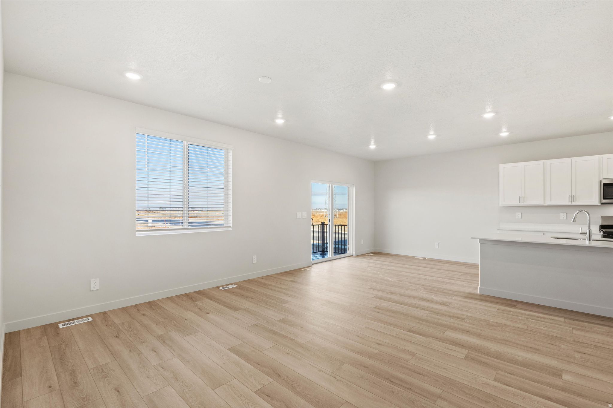 STRATTON ACRES - Residential