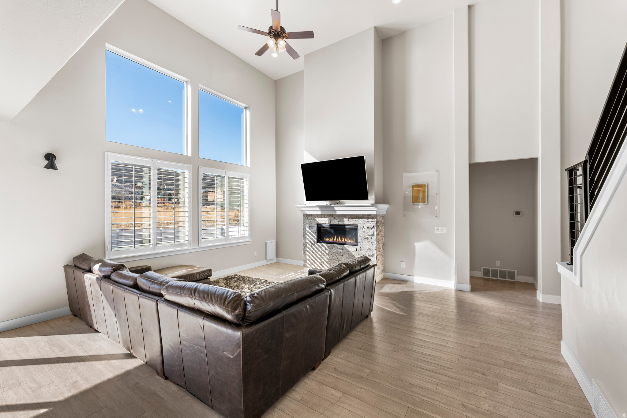 HIDDEN CANYON - Residential