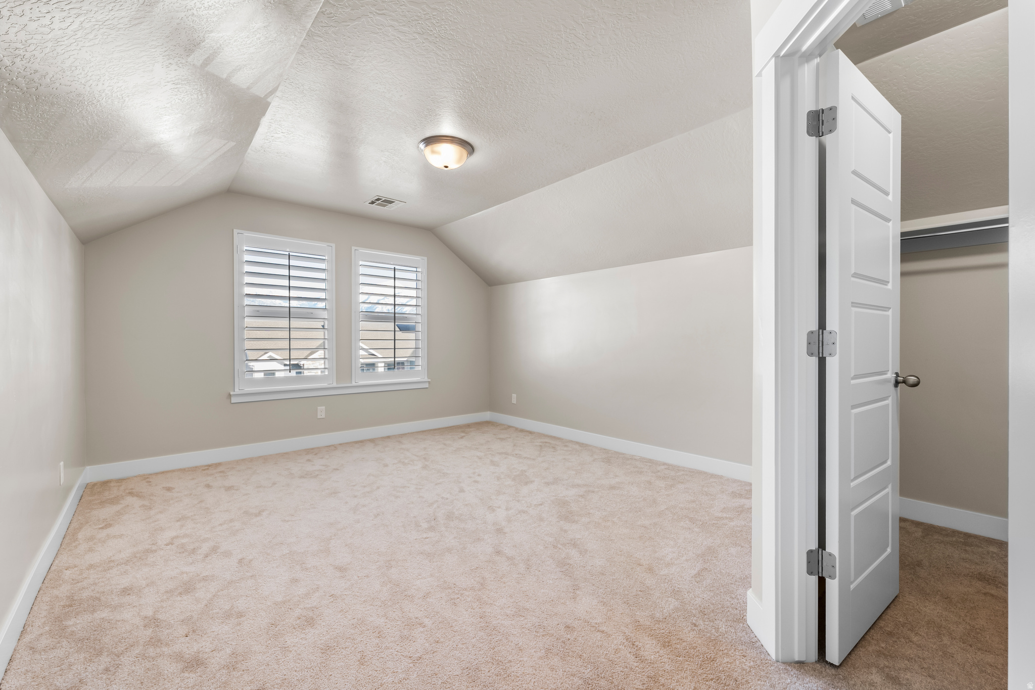 HIDDEN CANYON - Residential