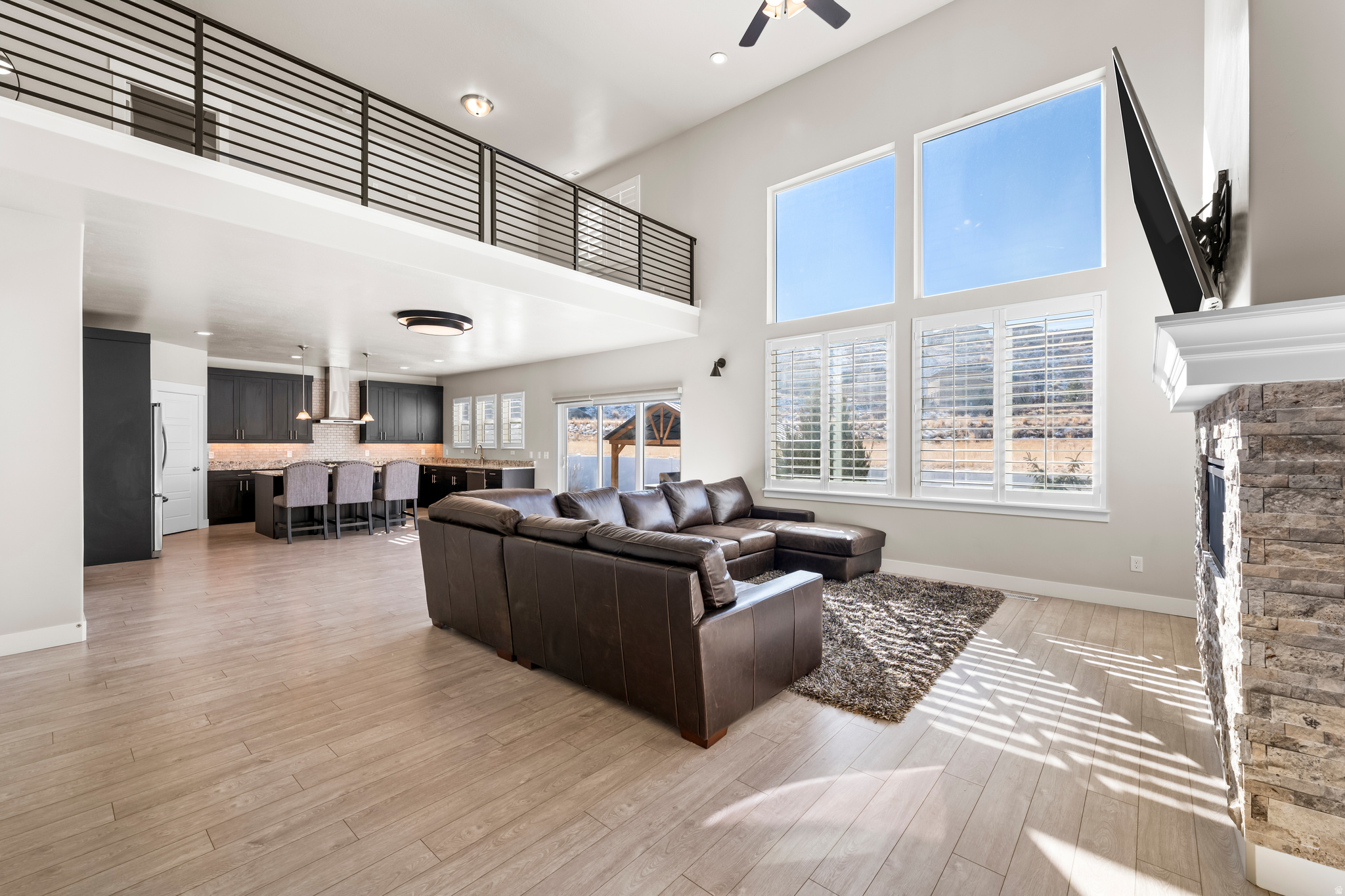 HIDDEN CANYON - Residential