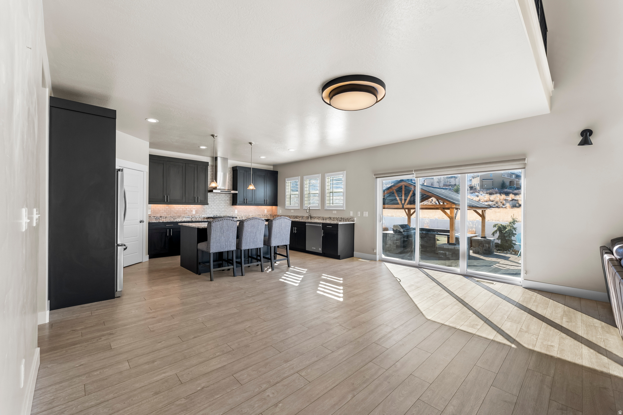 HIDDEN CANYON - Residential