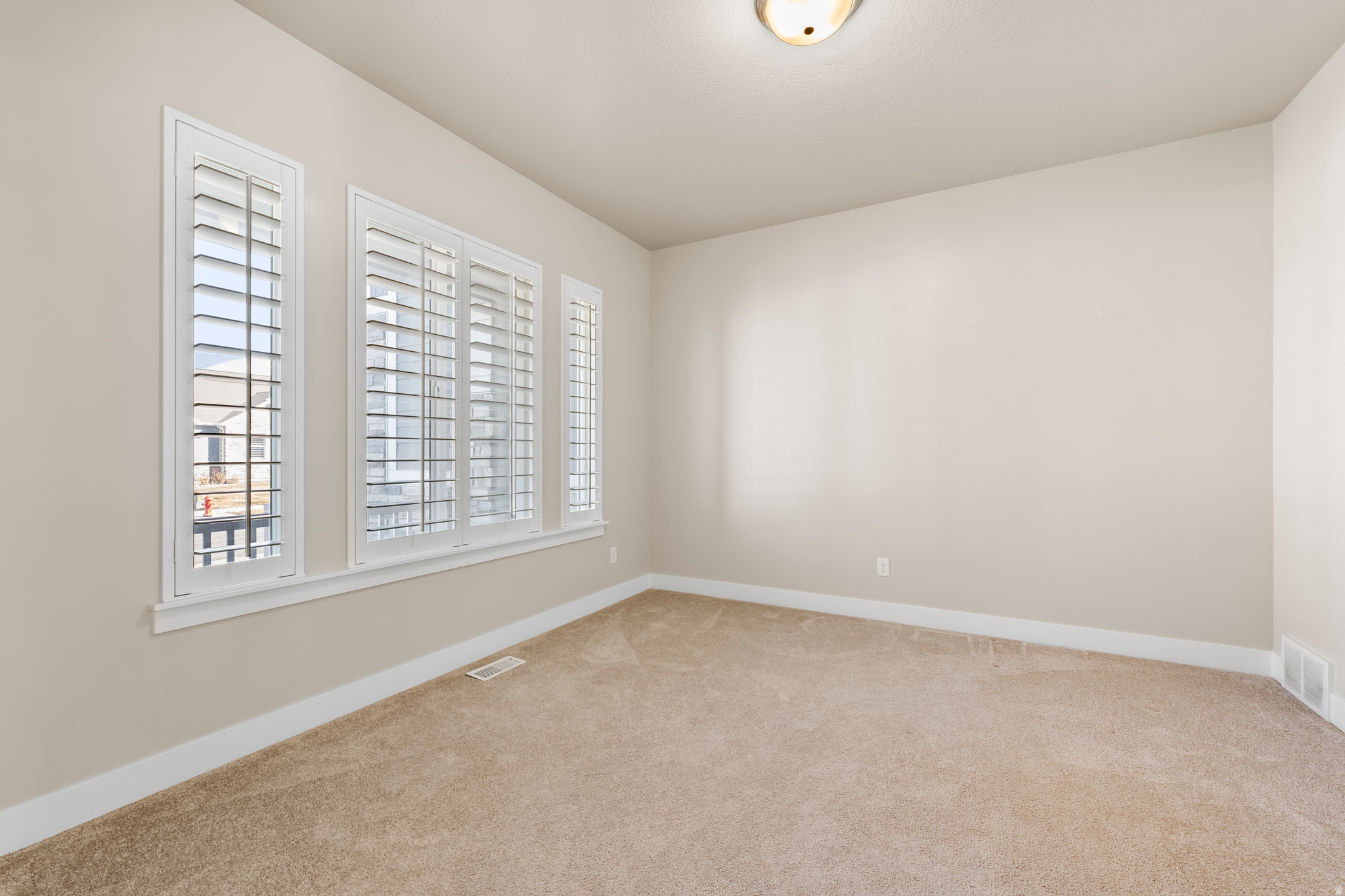 HIDDEN CANYON - Residential