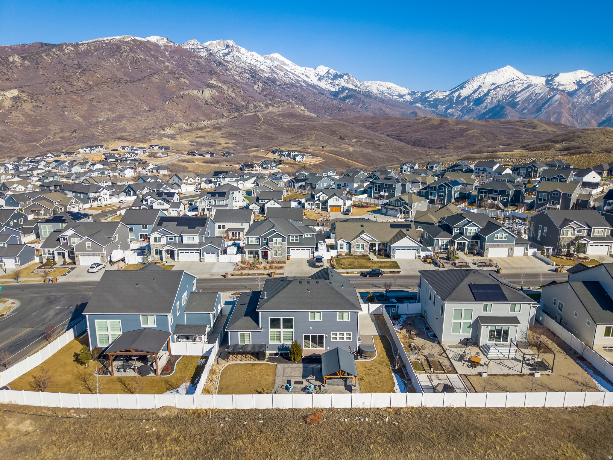 HIDDEN CANYON - Residential