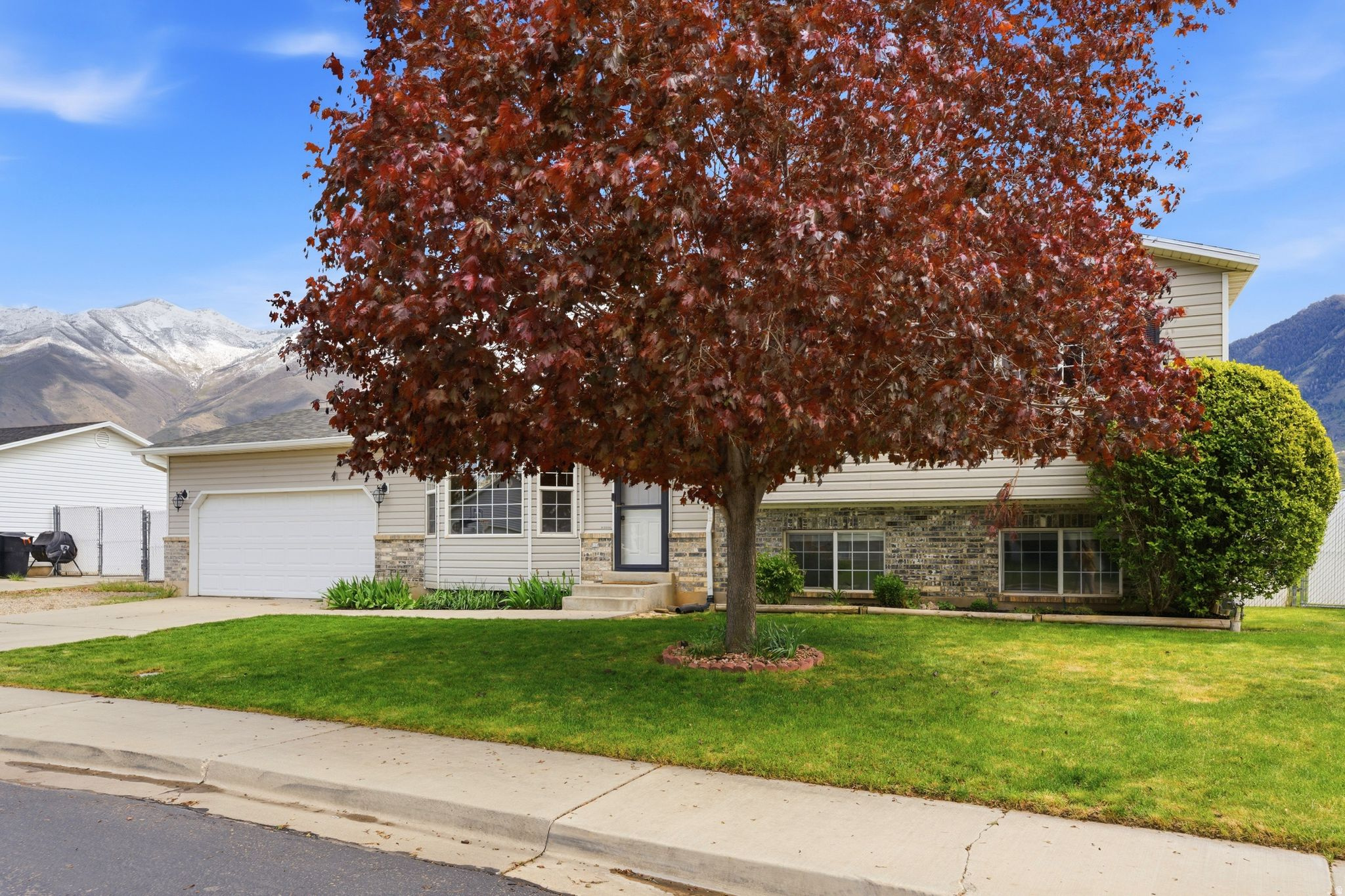 RIDGE - Residential