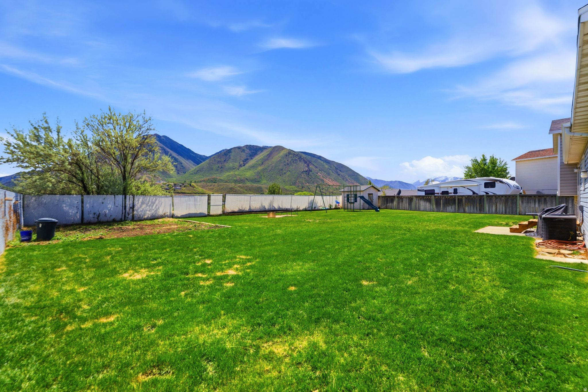 RIDGE - Residential