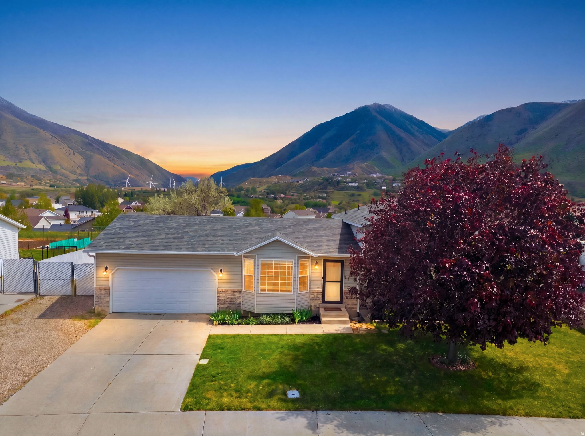 RIDGE - Residential