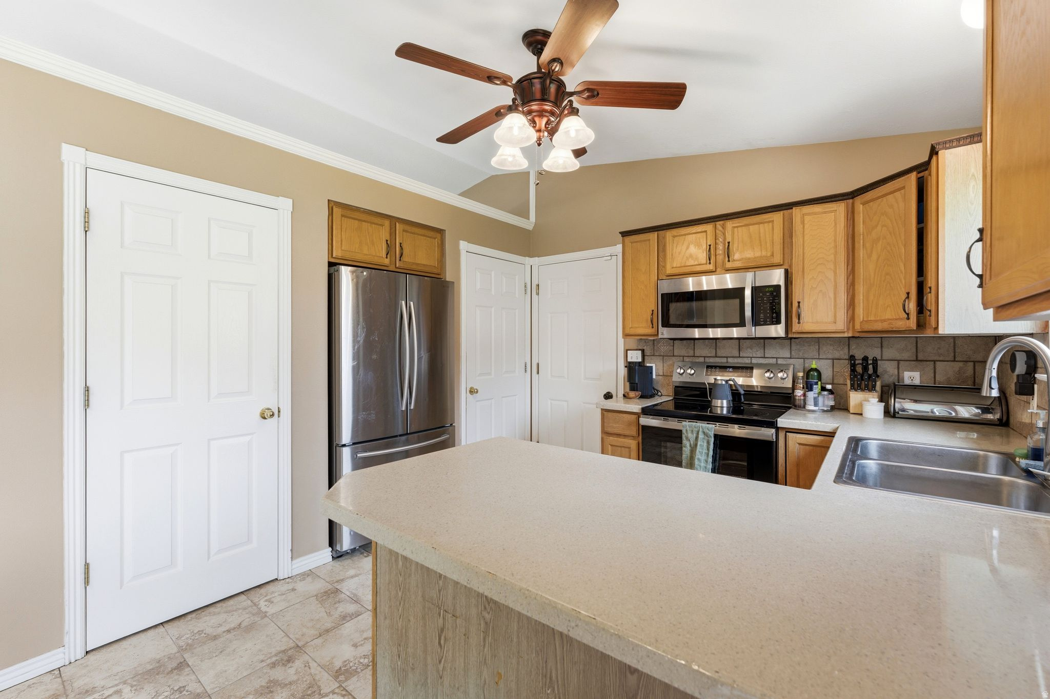 RIDGE - Residential