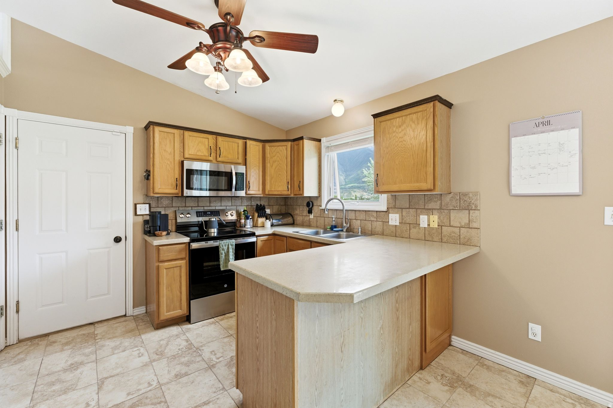 RIDGE - Residential
