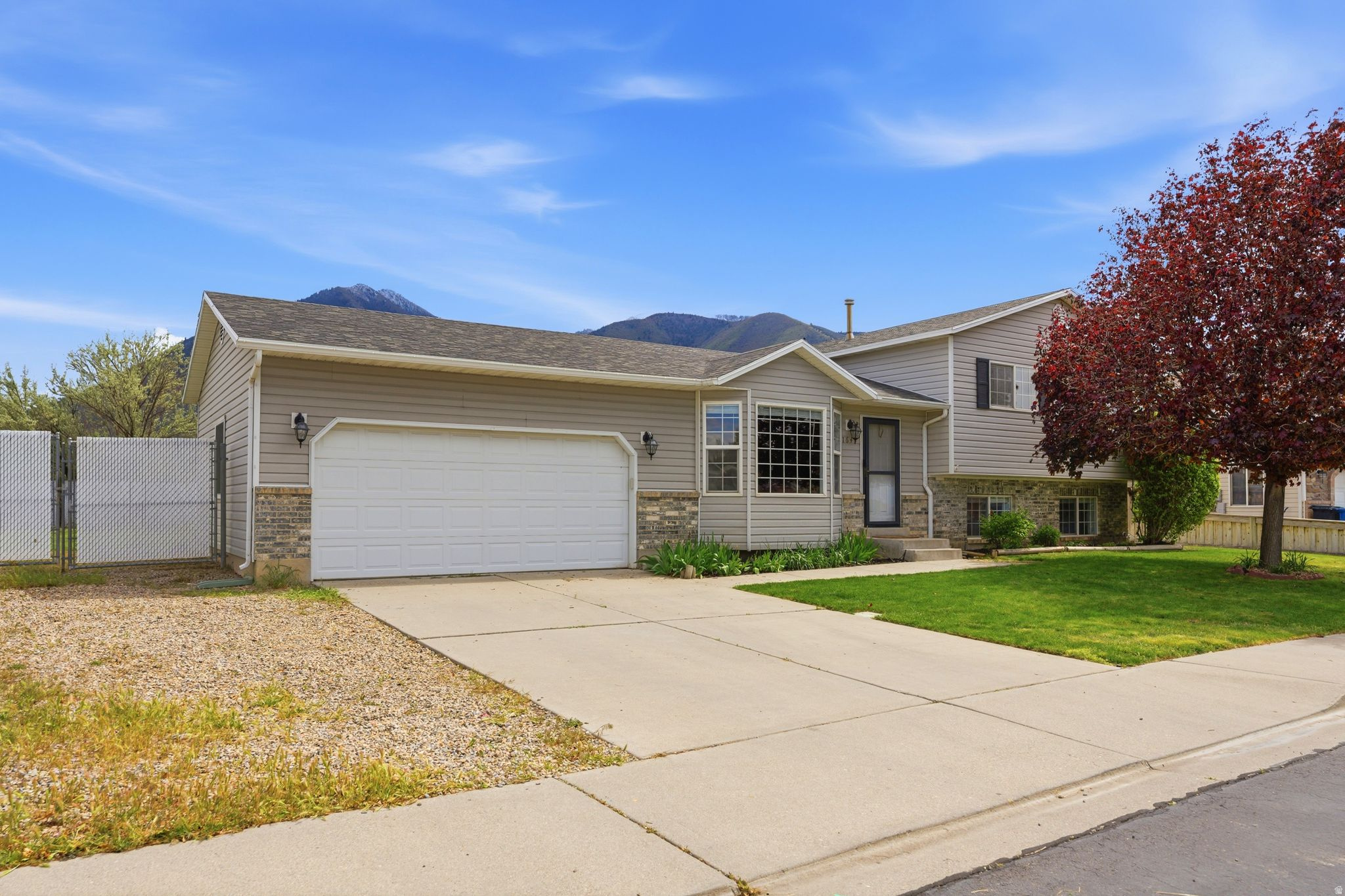 RIDGE - Residential