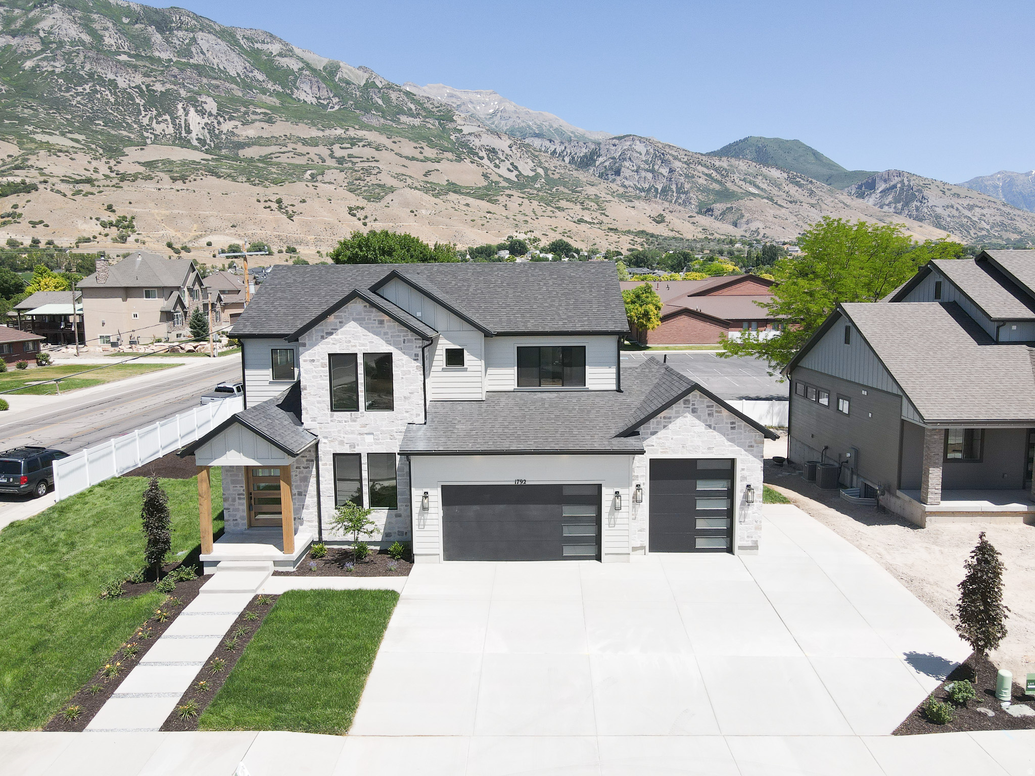 SIENA HEIGHTS - Residential