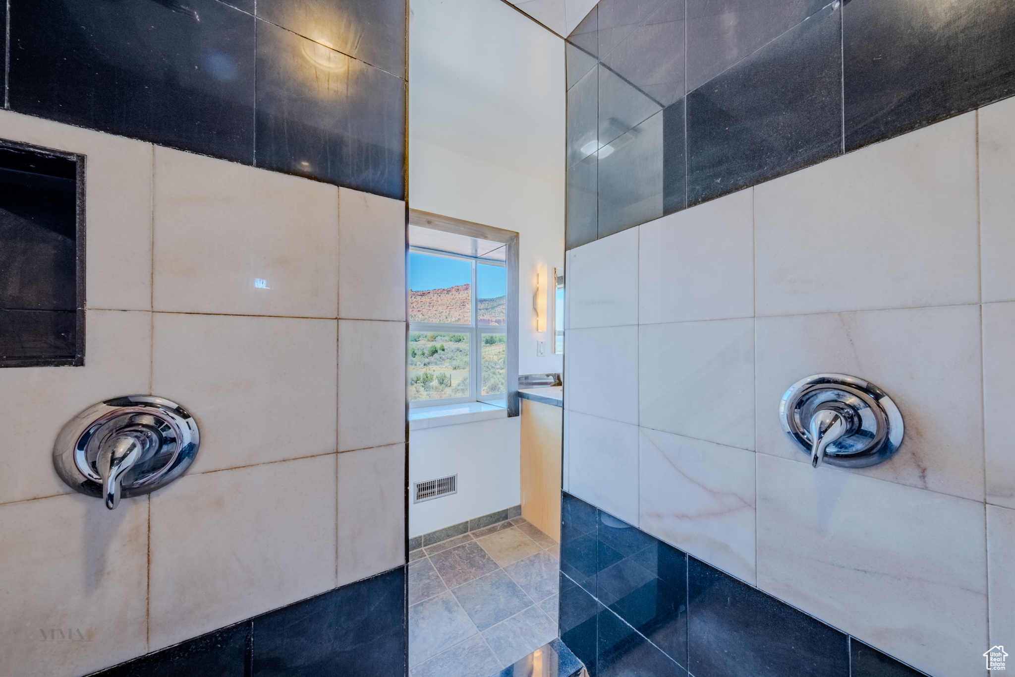 CANYON COUNTRY SUBDIVISION - Residential