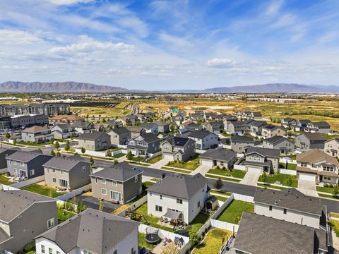 Tiny photo for 1532 N WOODSIDE DR, Spanish Fork, UT 84660 (MLS # 2152228)