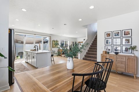 Tiny photo for 1532 N WOODSIDE DR, Spanish Fork, UT 84660 (MLS # 2152228)