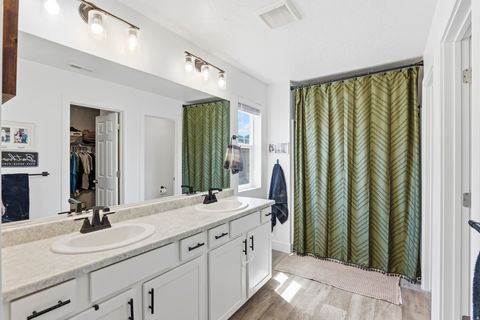 Tiny photo for 1532 N WOODSIDE DR, Spanish Fork, UT 84660 (MLS # 2152228)