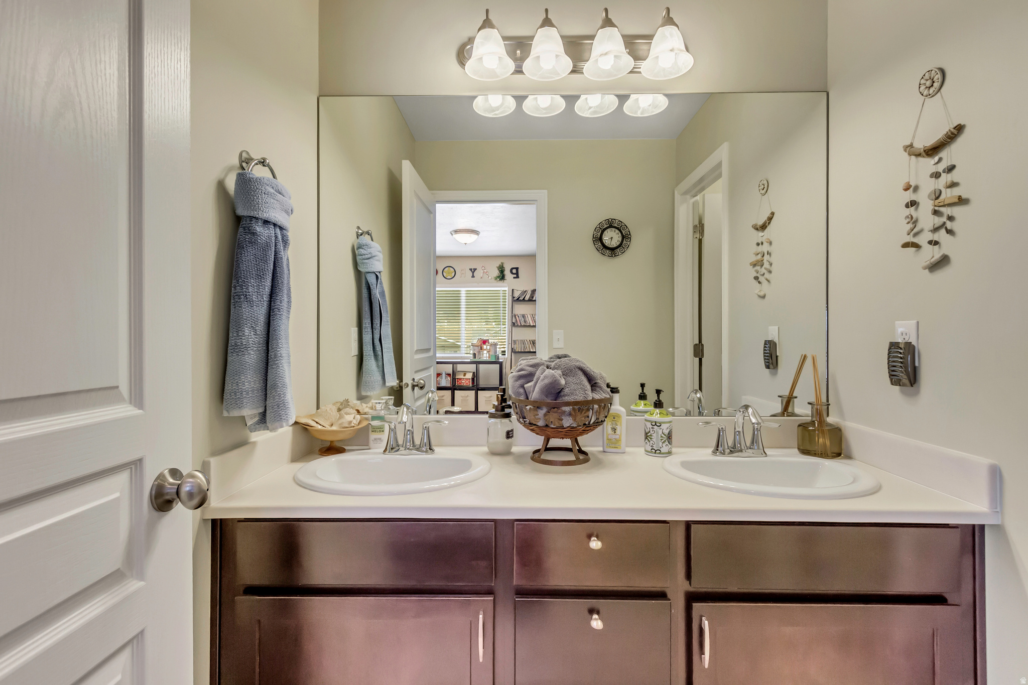 GREYHAWK - Residential