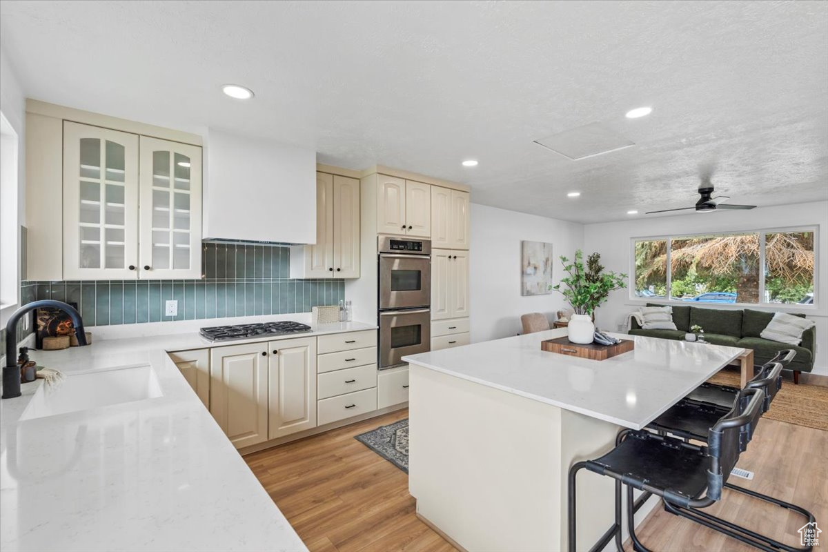 WOODRIDGE - Residential