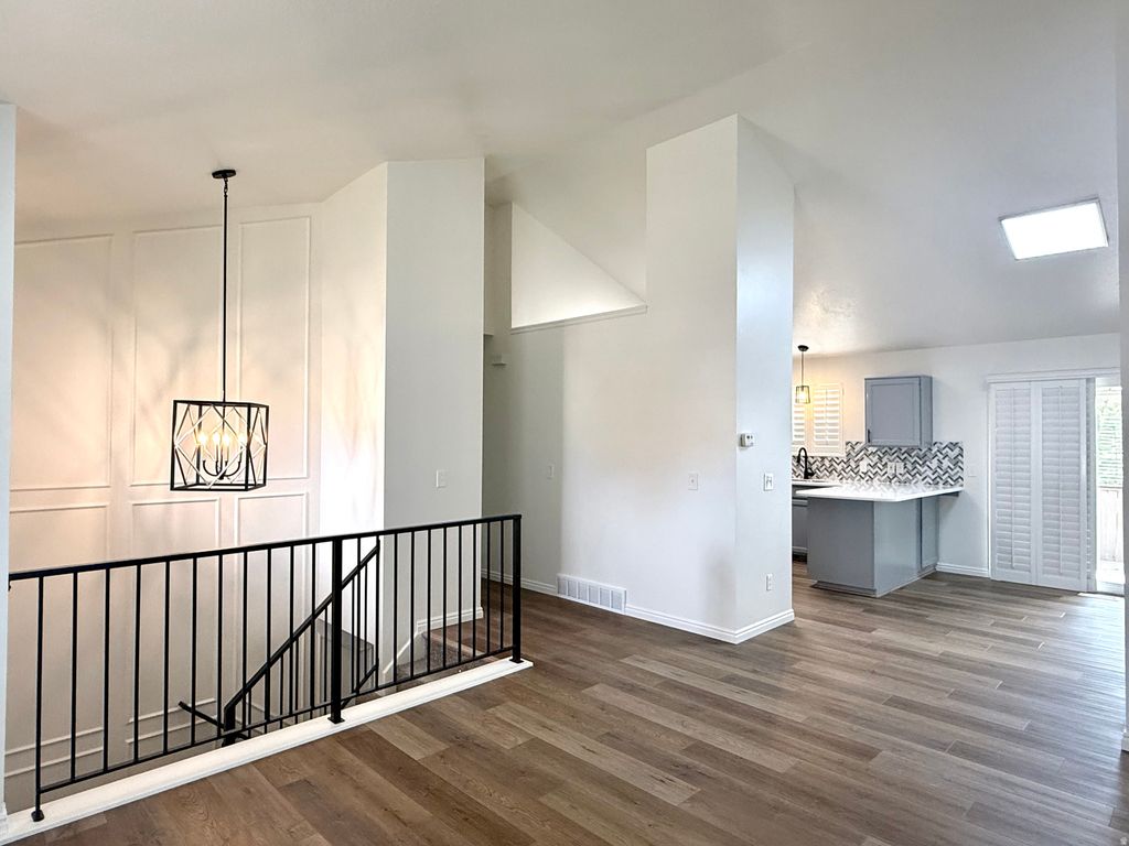 Photo of 478 W 180 N, Clearfield, UT 84015 (MLS # 2142329)