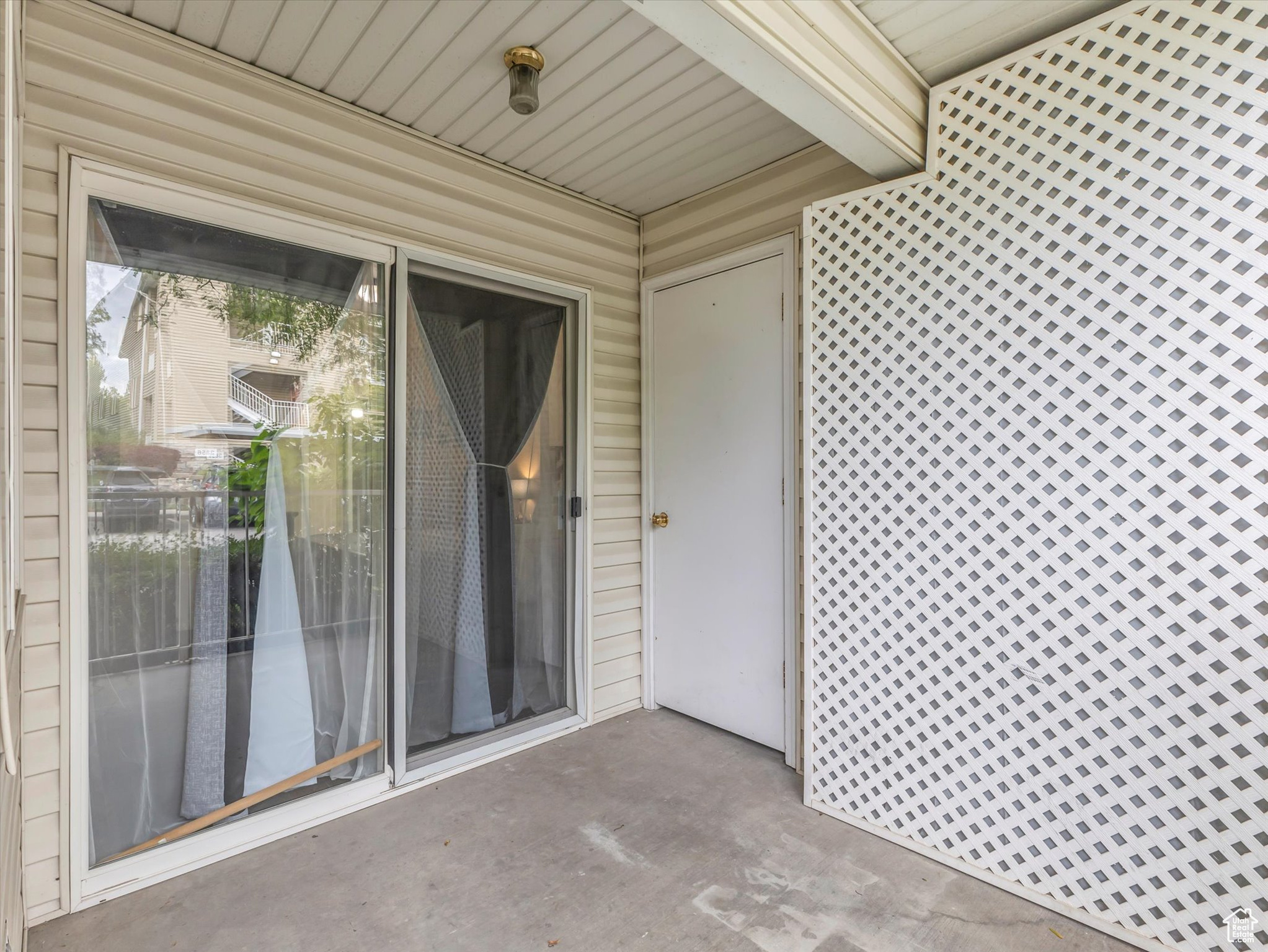RIVER RUN CONDO PH 6 - Residential