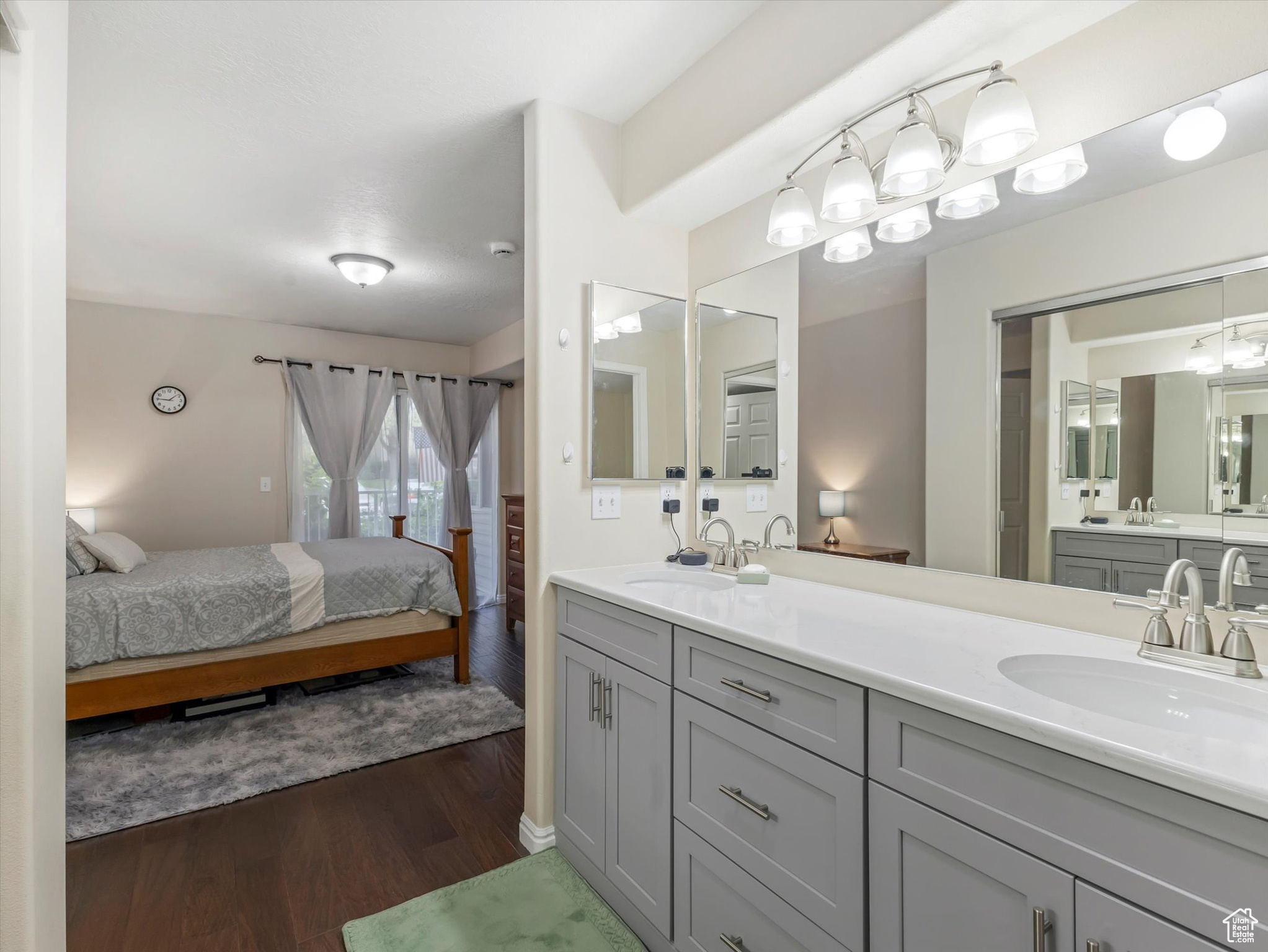 RIVER RUN CONDO PH 6 - Residential