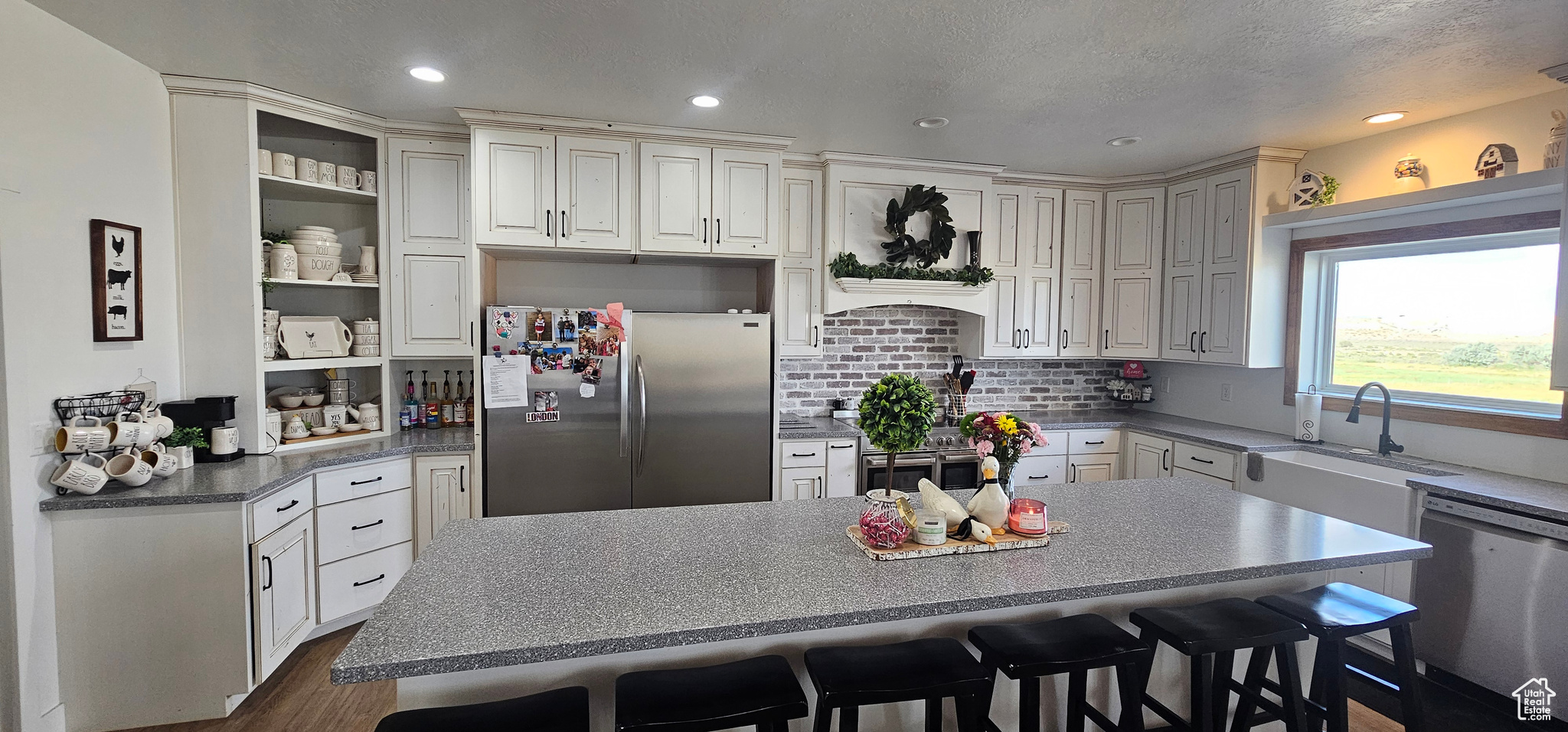 KELLY MINOR SUB - Residential